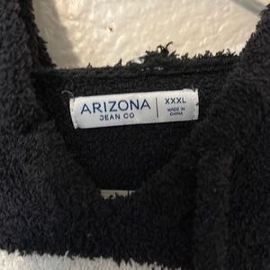 Arizona Jean co. Women’s XXXL gray crop hoodie!